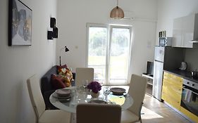 Central Apartments Preko